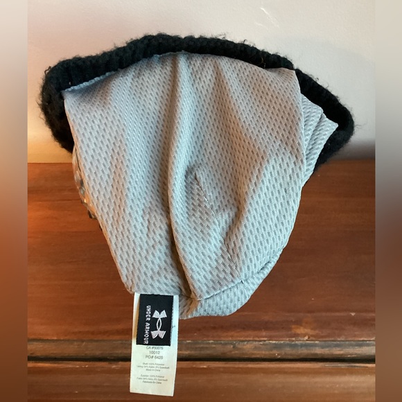 Under Armour Toboggan - Picture 4 of 7